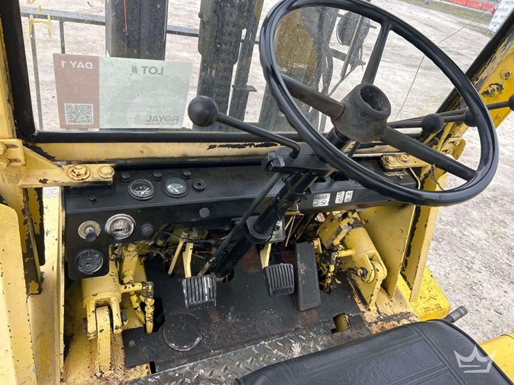 hyster-60-6,000lb-diesel-forklift-image-11