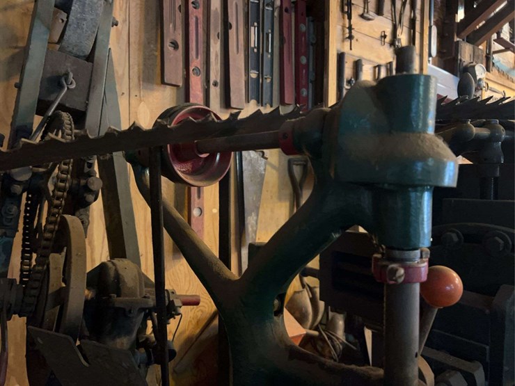 whitcomb-metal-planner-image-6