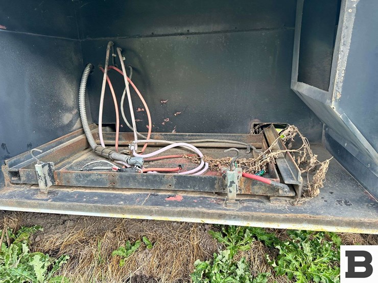 1988-ford-b700-image-9