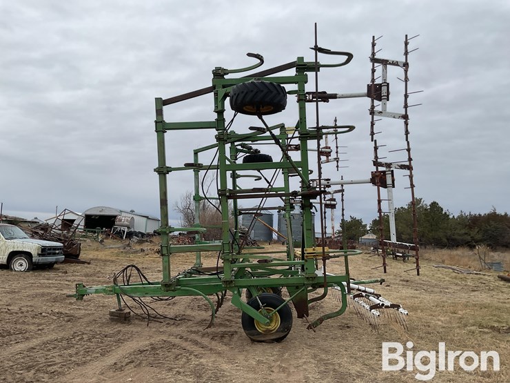 john-deere-rod-weeder-image-8