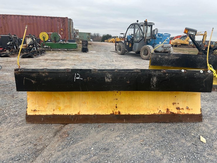 meyer-8.5'-snow-plow-image-2