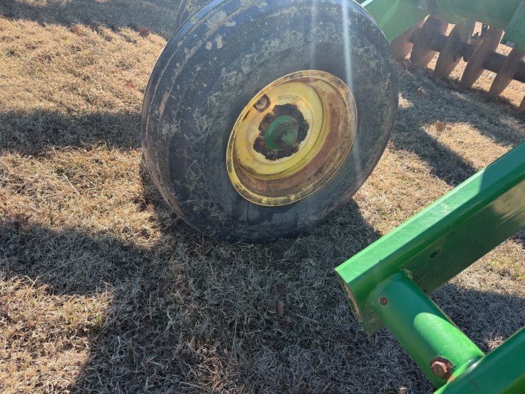 john-deere-2620-image-12