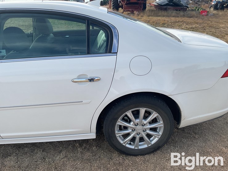 2011-buick-lucerne-cxl-4-door-sedan-image-14