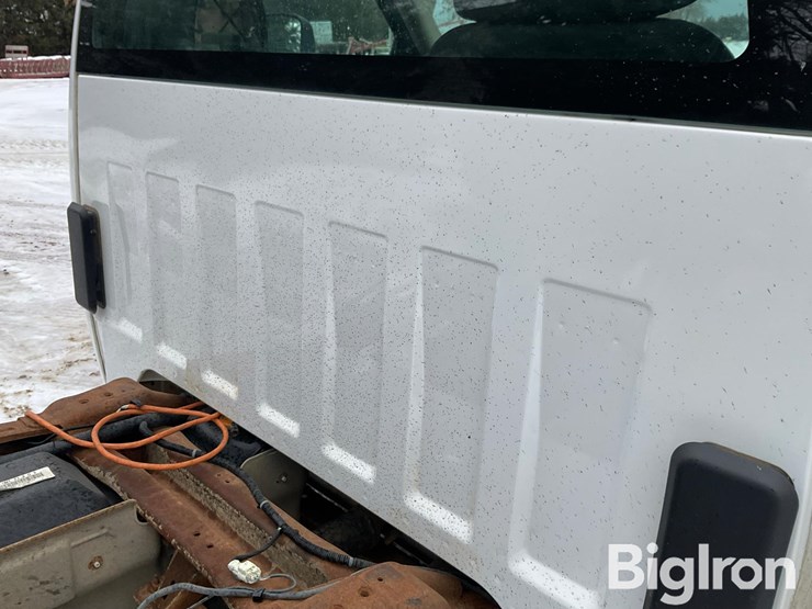 chevrolet-silverado-3500hd-image-19