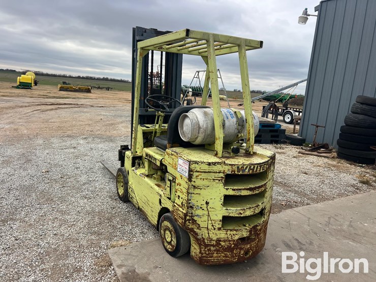 white-ma50-warehouse-forklift-image-7