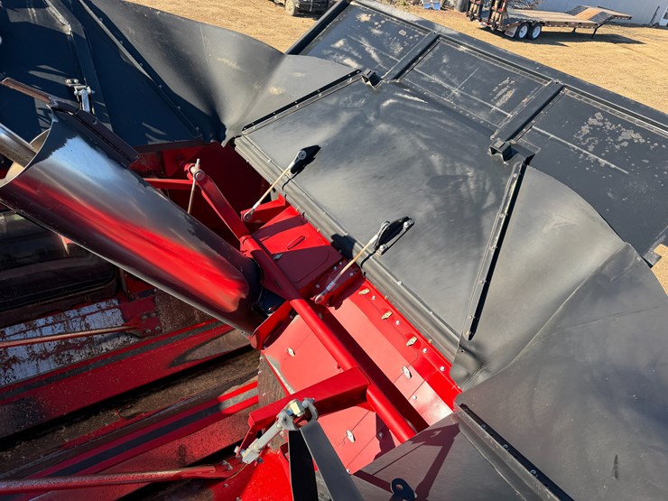 case-ih-8250-image-120