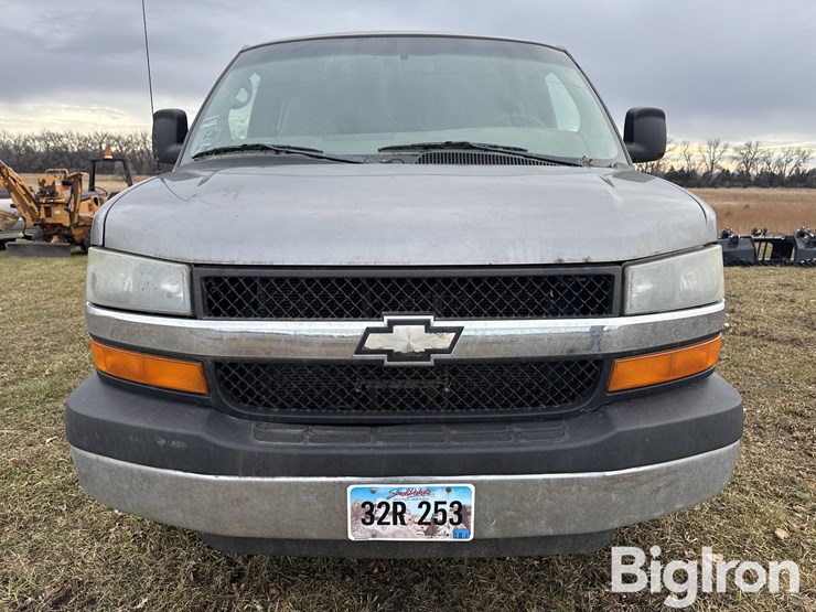 chevrolet-3500-image-2