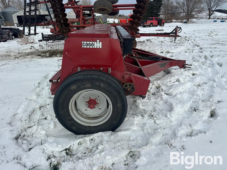 case-ih-5100-image-4