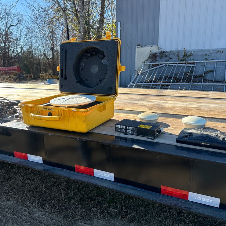 #35584 • Trimble GPS