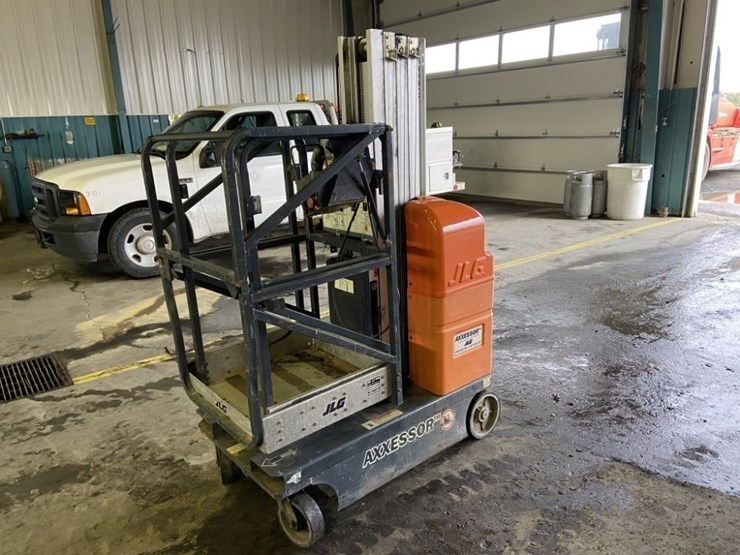 2005-jlg-20dvl-image-4