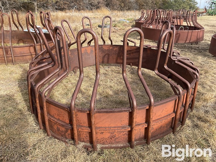 hi-qual-round-hay-feeders-image-15