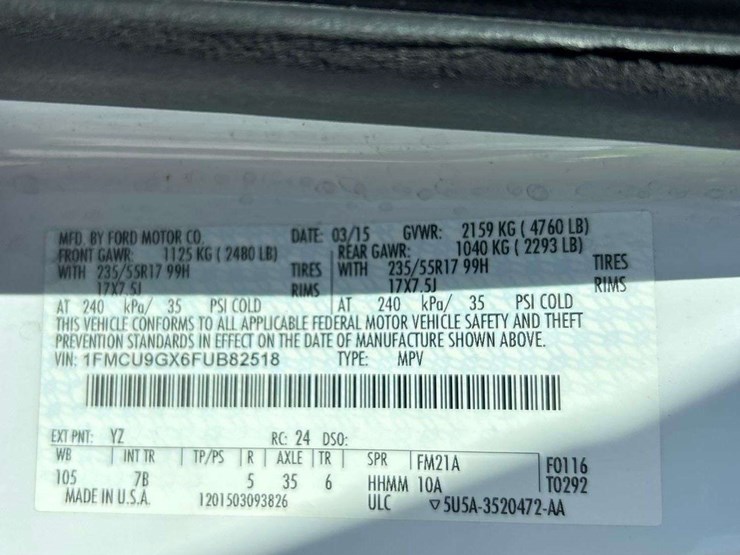 2015-ford-escape-image-5