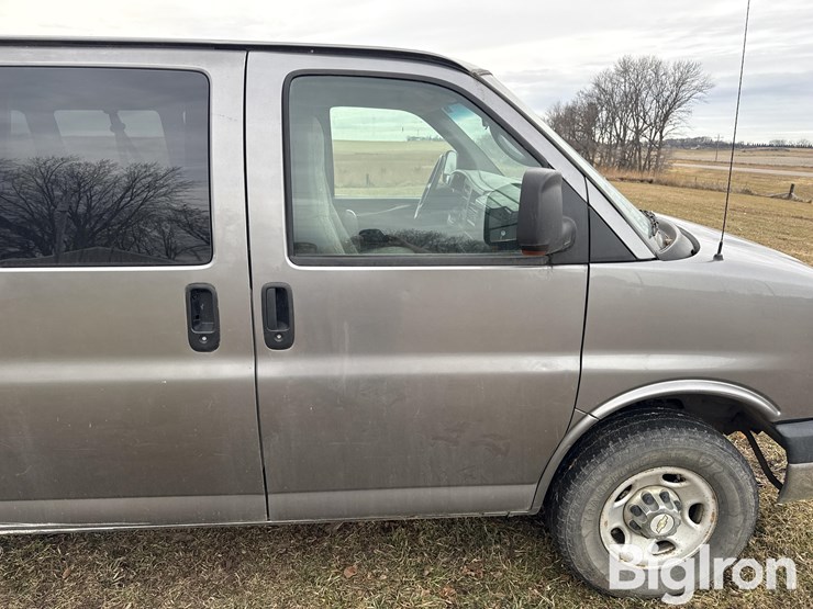 chevrolet-3500-image-11