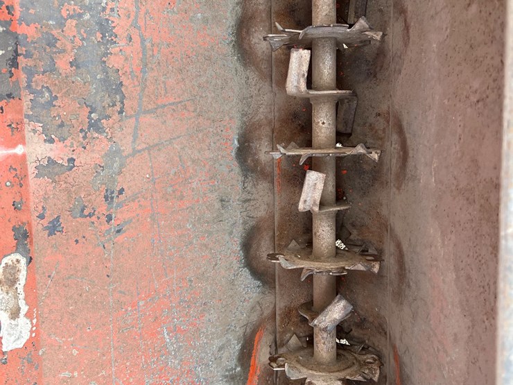 grass-seeder-image-10