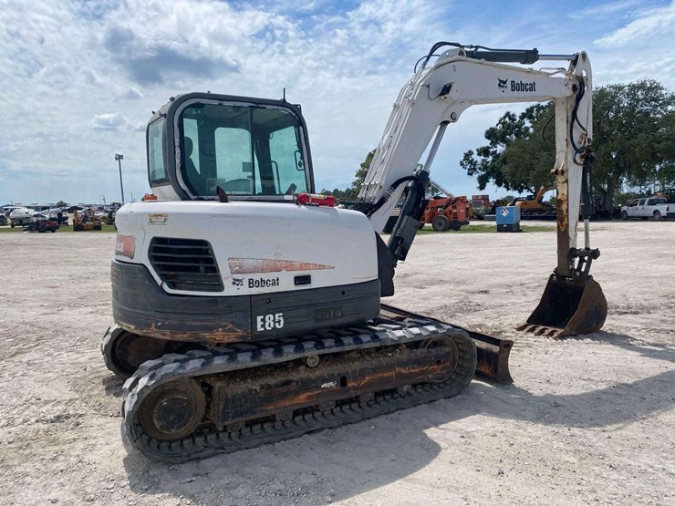 2016-bobcat-e85-image-3