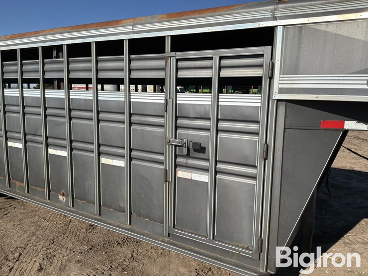 1998-titan-trailer-image-18