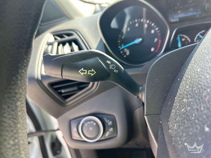 2015-ford-escape-image-16