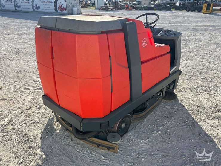 powerboss-admiral-plus-38c-ride-on-floor-scrubber/sweeper-image-3