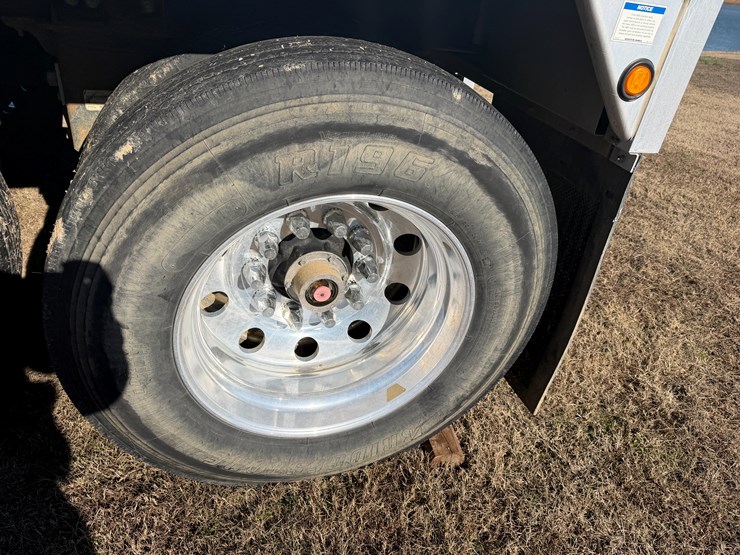 wilson-hopper-bottom-image-6