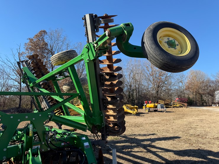 john-deere-2623vt-image-28