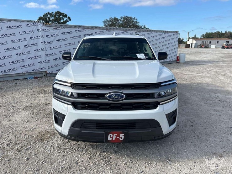 2023-ford-expedition-image-23