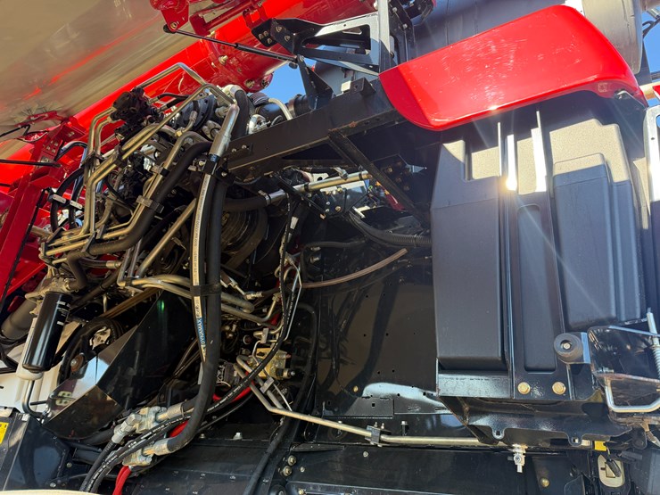 case-ih-8250-image-48