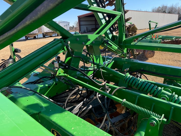 john-deere-2623vt-image-21