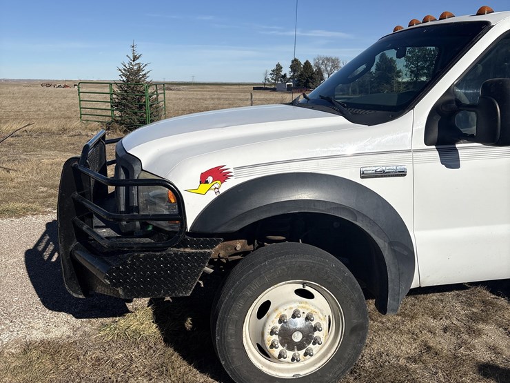 2006-ford-f450-image-18