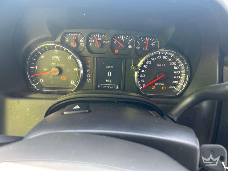 2016-chevrolet-tahoe-image-12