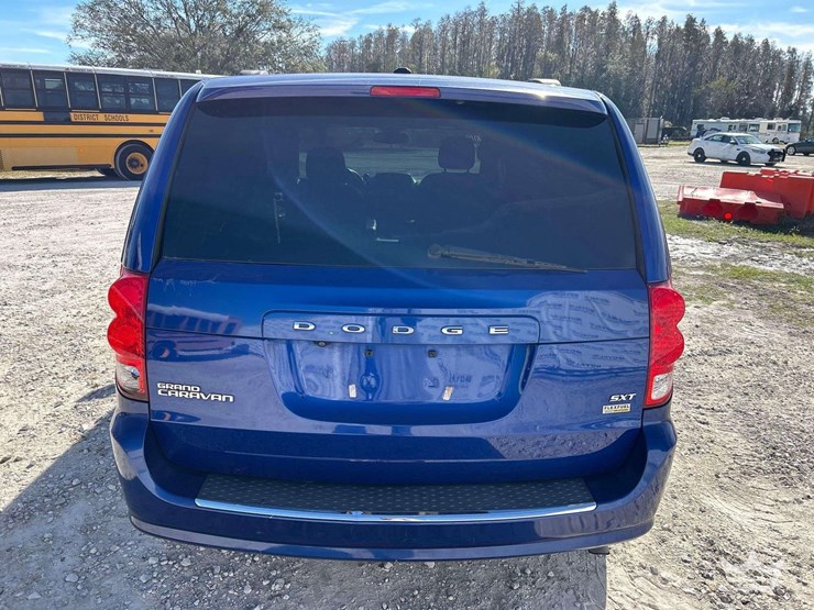 2019-dodge-grand-caravan-image-22