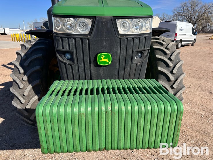 john-deere-8260r-image-12
