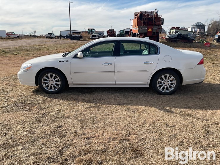 2011-buick-lucerne-cxl-4-door-sedan-image-8