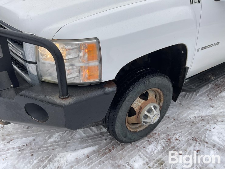 chevrolet-3500hd-image-9