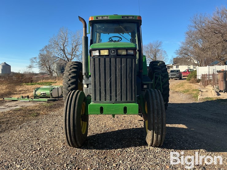 john-deere-8200-image-2