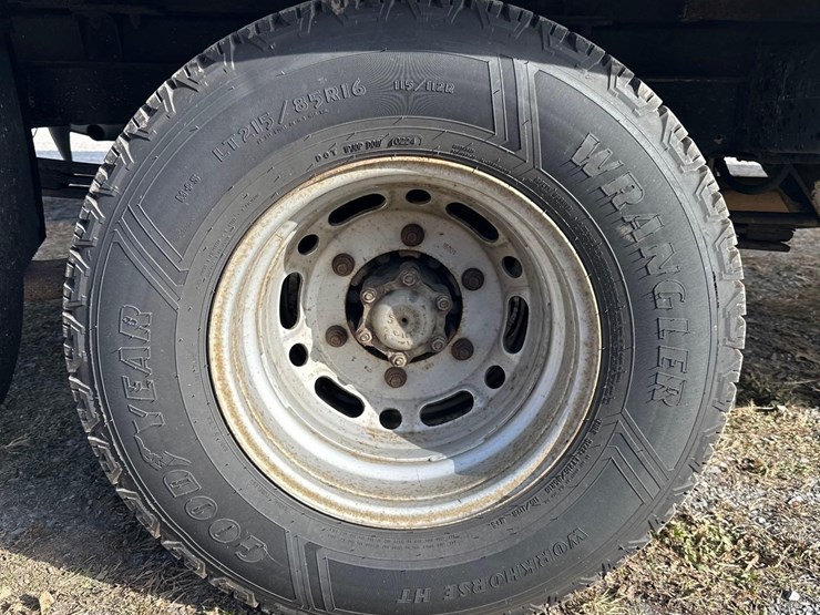 2012-frieghtliner-3500-box-truck-image-8