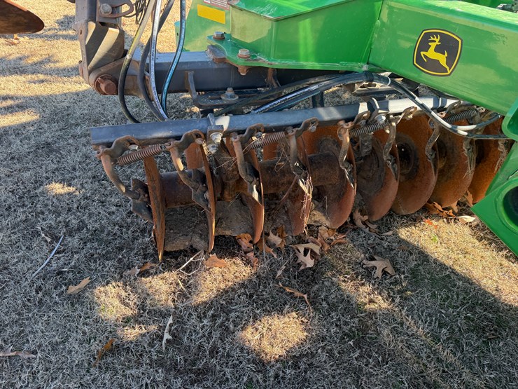 john-deere-2623vt-image-22