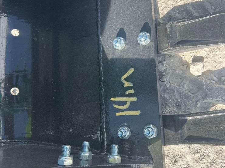 unused-2025-cfg-industrial-mx12rx-mini-excavator-image-18