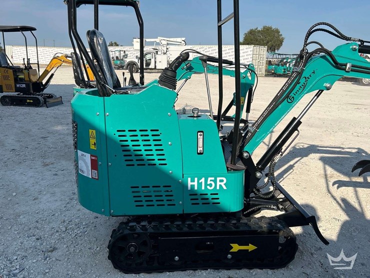 unused-2025-cfg-industrial-h15r-mini-excavator-image-17