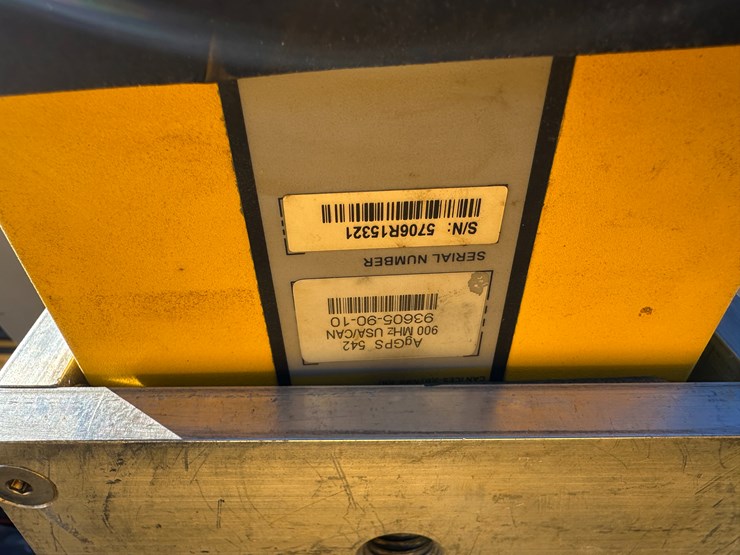 #35584-•-trimble-gps-image-11