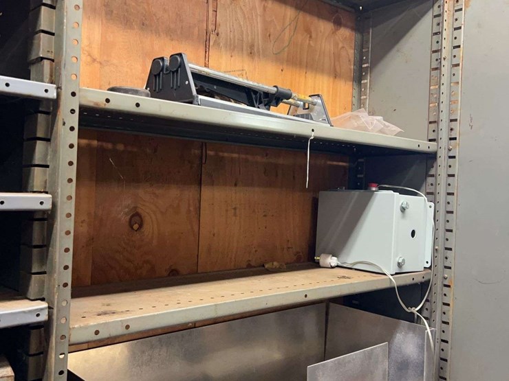 metal-shelving-image-7