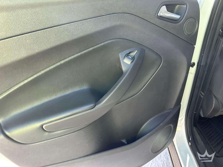 2015-ford-escape-image-22