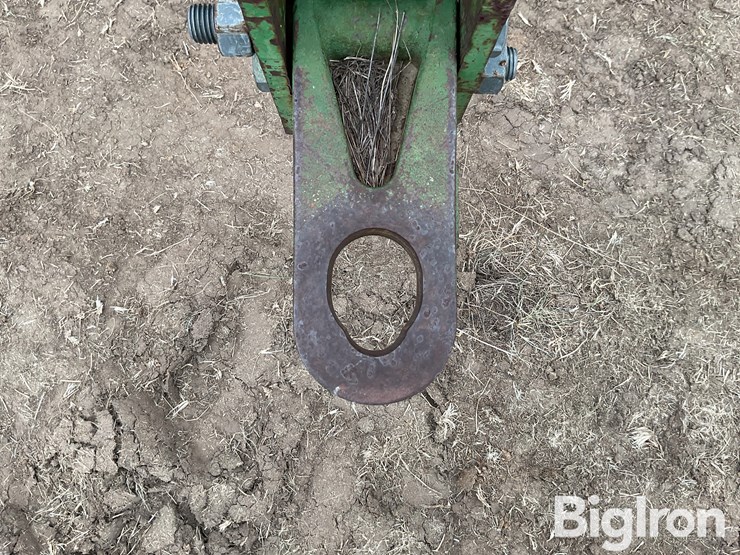 john-deere-rod-weeder-image-9