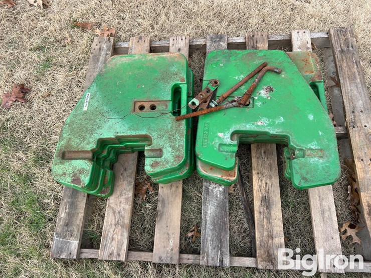 john-deere-suitcase-weights-image-8