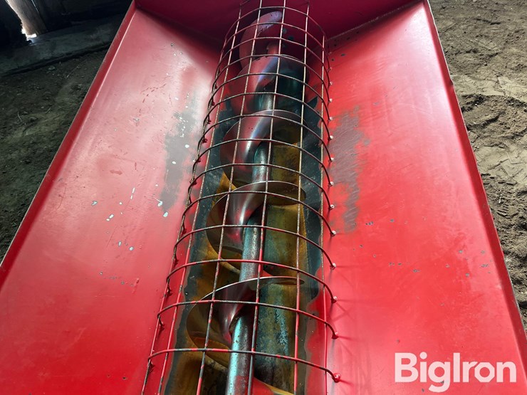 wheatheart-under-hopper-transfer-auger-image-9