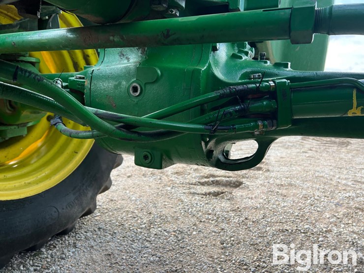 john-deere-8300-image-16