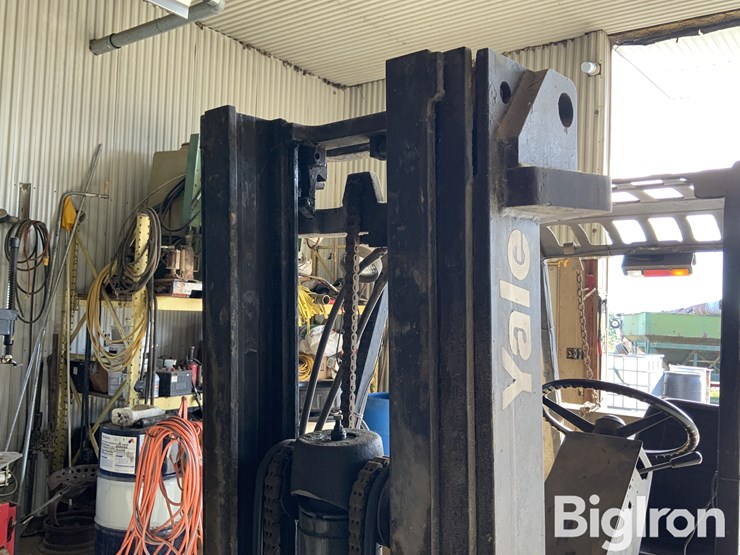 yale-forklift-image-13