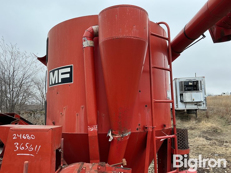massey-ferguson-1050-image-9