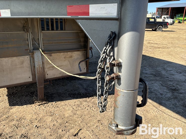 1998-titan-trailer-image-10