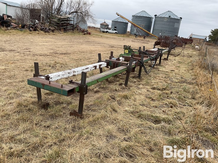 hydraulic-folding-tool-bar-image-7