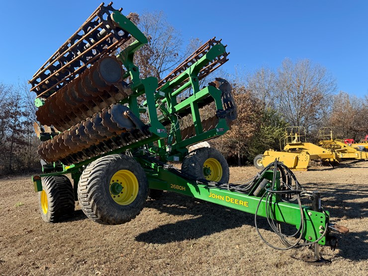 john-deere-30-image-1